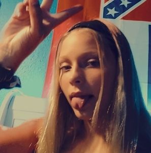 Meet your Posher, Ally